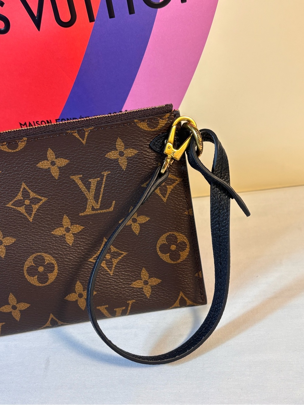 Louis Vuitton Low Key Pouch - Picture 2 of 8